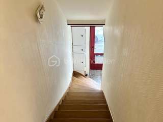 Bureaux et commerces 13 pièces