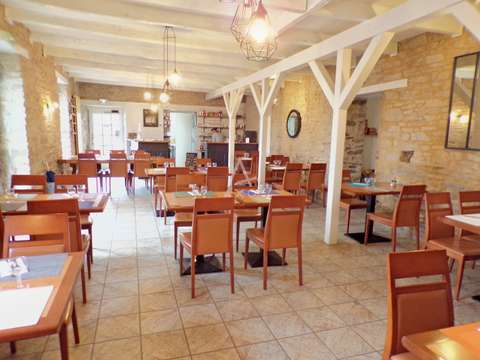 Bureaux et commerces 7 pièces