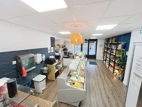 Bureaux et commerces 3 pièces