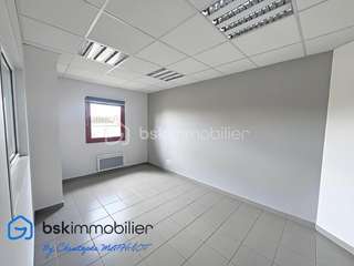 Bureaux et commerces 12 pièces