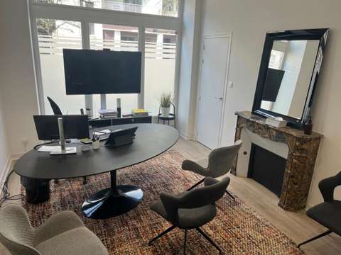 Bureaux et commerces 5 pièces