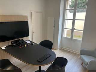 Bureaux et commerces 5 pièces