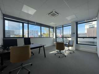 Bureaux et commerces 10 pièces