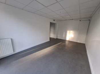 Bureaux et commerces 5 pièces