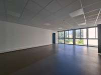 Bureaux et commerces 5 pièces