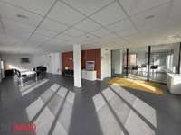 Bureaux et commerces 2 pièces Bureaux et commerces 2 pièces