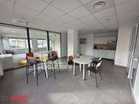 Bureaux et commerces 2 pièces Bureaux et commerces 2 pièces