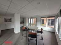 Bureaux et commerces 2 pièces Bureaux et commerces 2 pièces