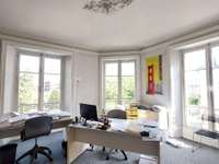 Bureaux et commerces 10 pièces