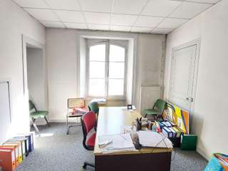 Bureaux et commerces 10 pièces