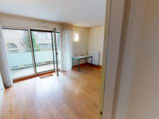 Bureaux et commerces 4 pièces