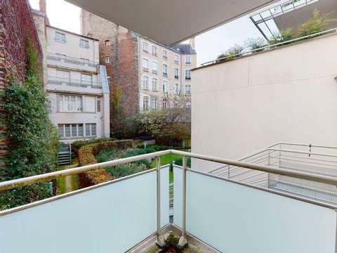 Bureaux et commerces 4 pièces