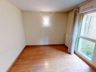 Bureaux et commerces 4 pièces
