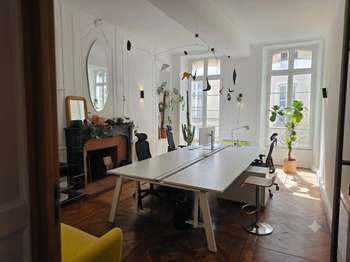 Vente Bureaux et commerces 68 m&sup2;Rennes Centre Ville