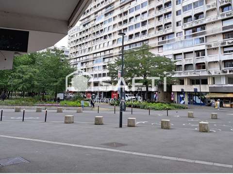 Bureaux et commerces 3 pièces Bureaux et commerces 3 pièces