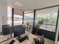 Bureaux et commerces 3 pièces