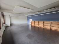 Bureaux et commerces 4 pièces