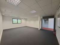 Bureaux et commerces 9 pièces