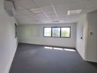 Bureaux et commerces 9 pièces