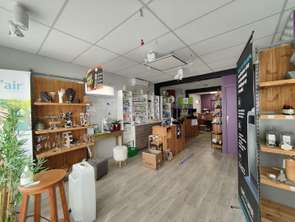 Vente Bureaux et commerces 71 m&sup2;Retiers