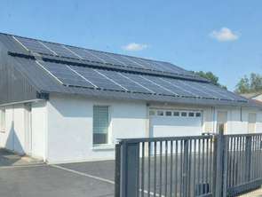 Vente Bureaux et commerces 225 m&sup2;Retiers