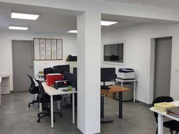 Bureaux et commerces 3 pièces