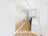 Bureaux et commerces 4 pièces