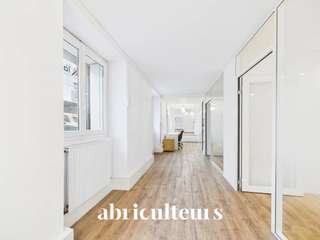 Bureaux et commerces 4 pièces