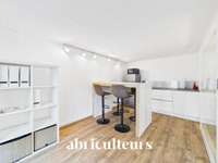 Bureaux et commerces 4 pièces