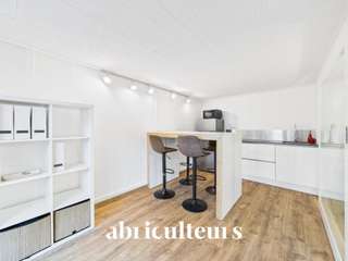 Bureaux et commerces 4 pièces