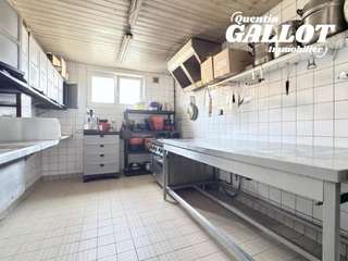 Bureaux et commerces 10 pièces