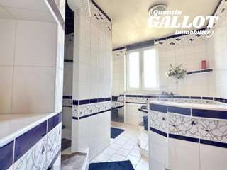 Bureaux et commerces 10 pièces