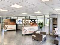 Bureaux et commerces Bureaux et commerces