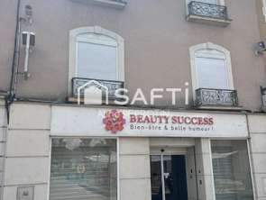 Vente Bureaux et commerces 313 m&sup2;Sablé-Sur-Sarthe Centre