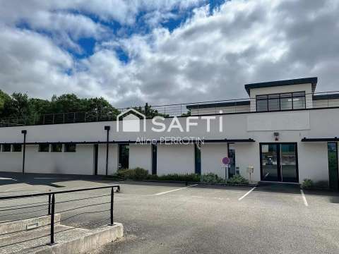 Bureaux et commerces 10 pièces Sablé-Sur-Sarthe Centre 72