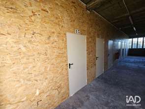 Vente Bureaux et commerces 950 m&sup2;Saint-Aubin-du-Cormier