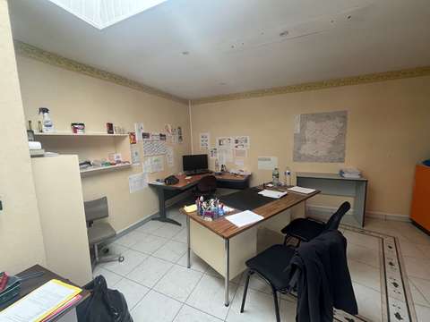 Bureaux et commerces Bureaux et commerces