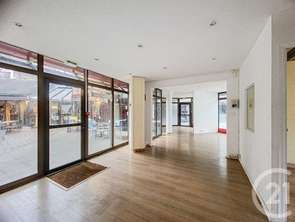 Vente Bureaux et commerces 174 m&sup2;Saint-Brieuc