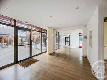 Bureaux et commerces Saint-Brieuc 22