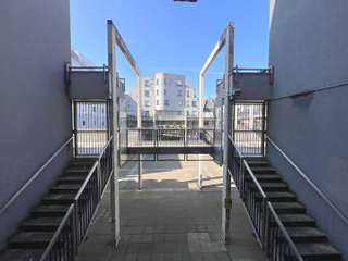 Bureaux et commerces 5 pièces