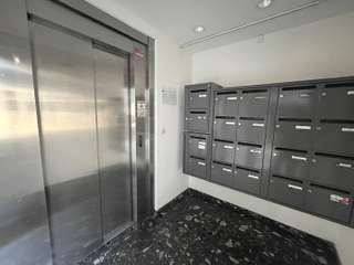 Bureaux et commerces 5 pièces