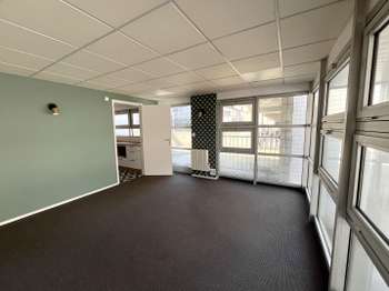 Bureaux et commerces 5 pièces