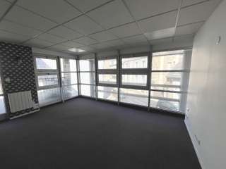 Bureaux et commerces 5 pièces