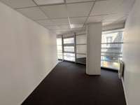 Bureaux et commerces 5 pièces
