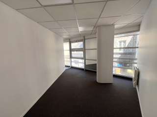 Bureaux et commerces 5 pièces