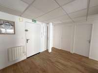 Bureaux et commerces 5 pièces