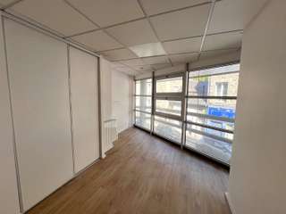 Bureaux et commerces 5 pièces