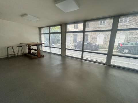 Bureaux et commerces 3 pièces