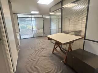 Bureaux et commerces 3 pièces