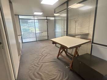 Bureaux et commerces 3 pièces